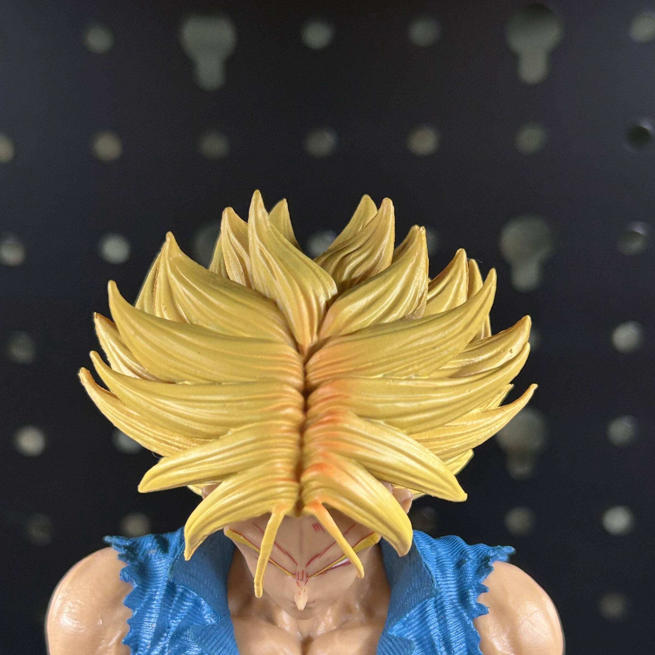 Mô Hình Trunks Chống Kiếm-11