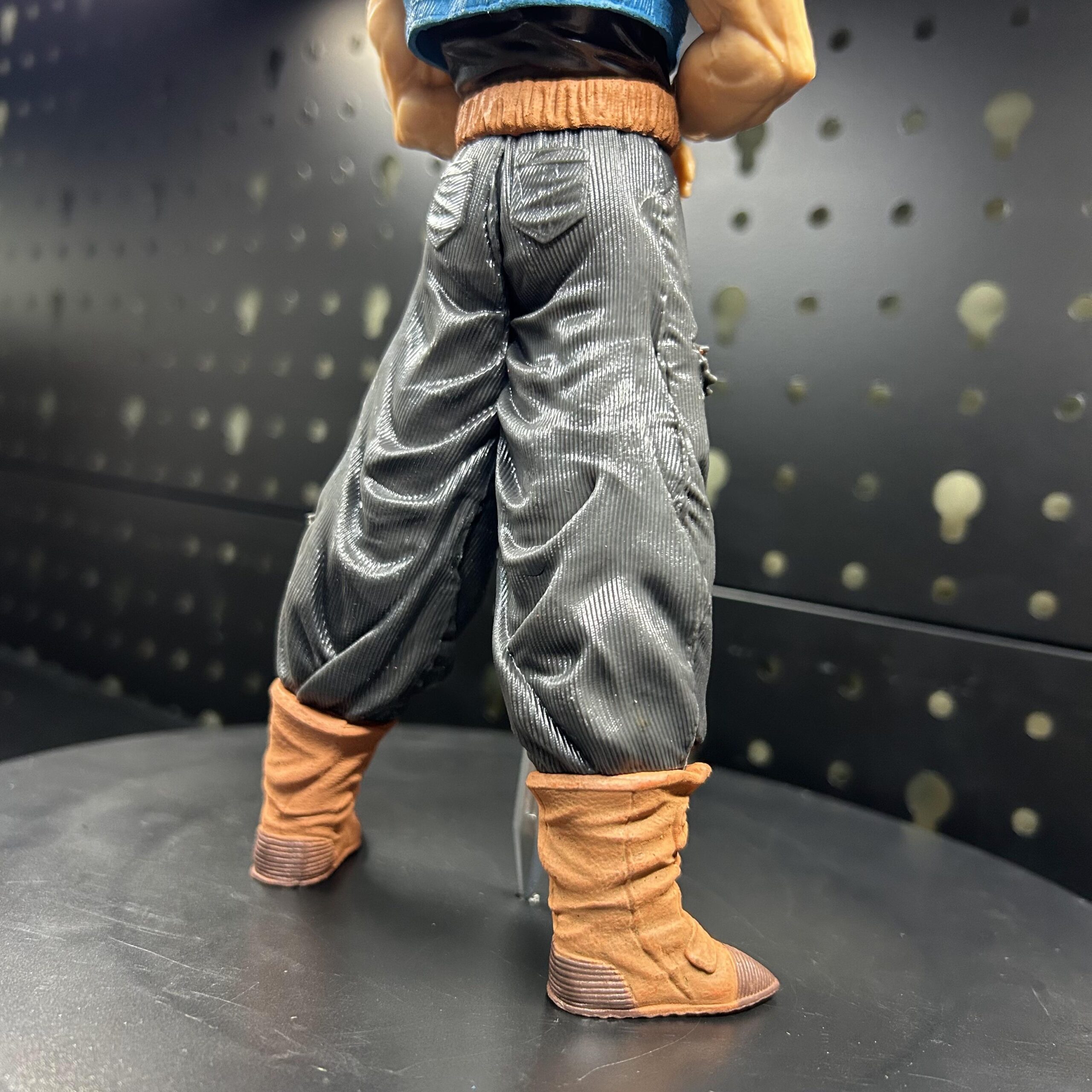 Mô Hình Trunks Chống Kiếm-19