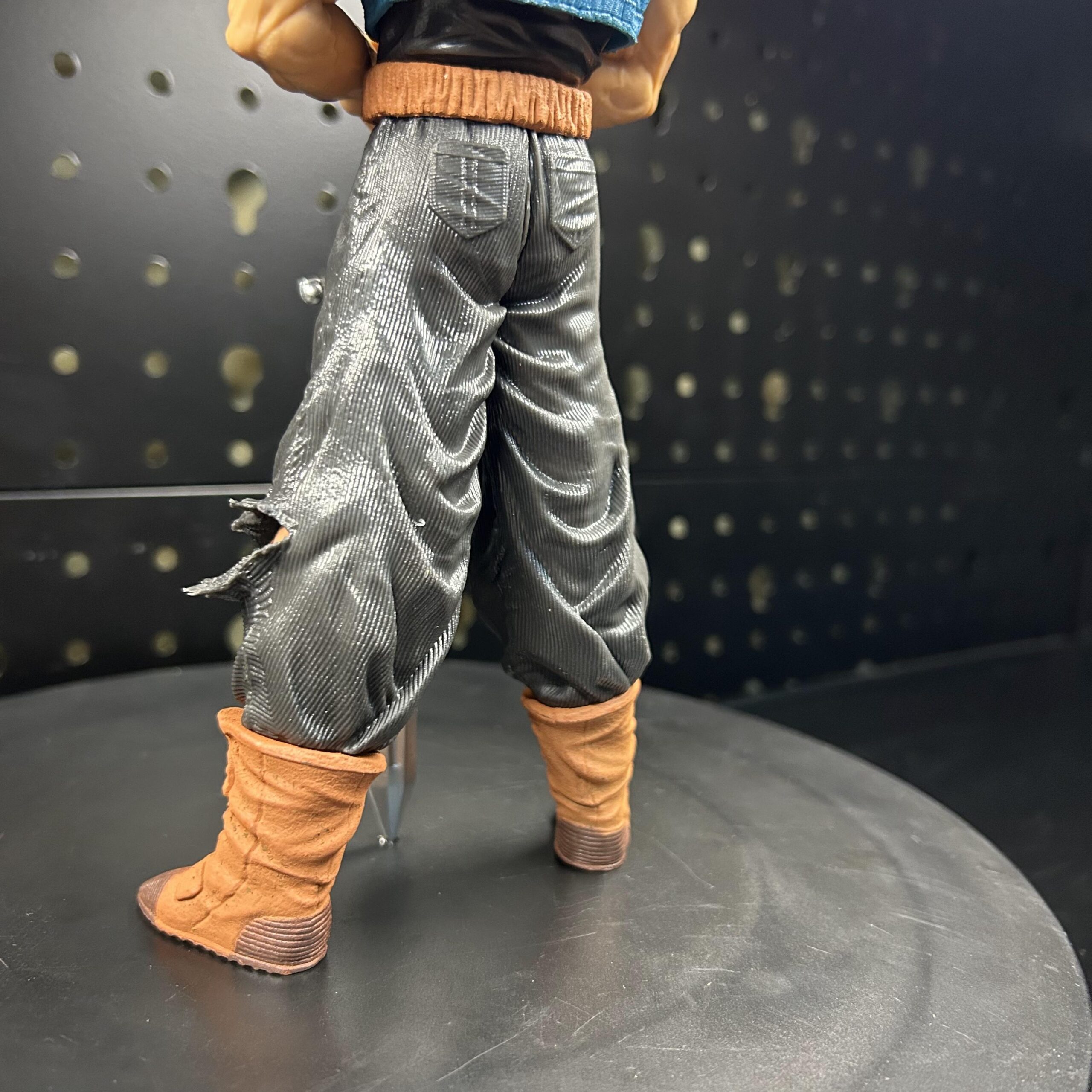 Mô Hình Trunks Chống Kiếm-20
