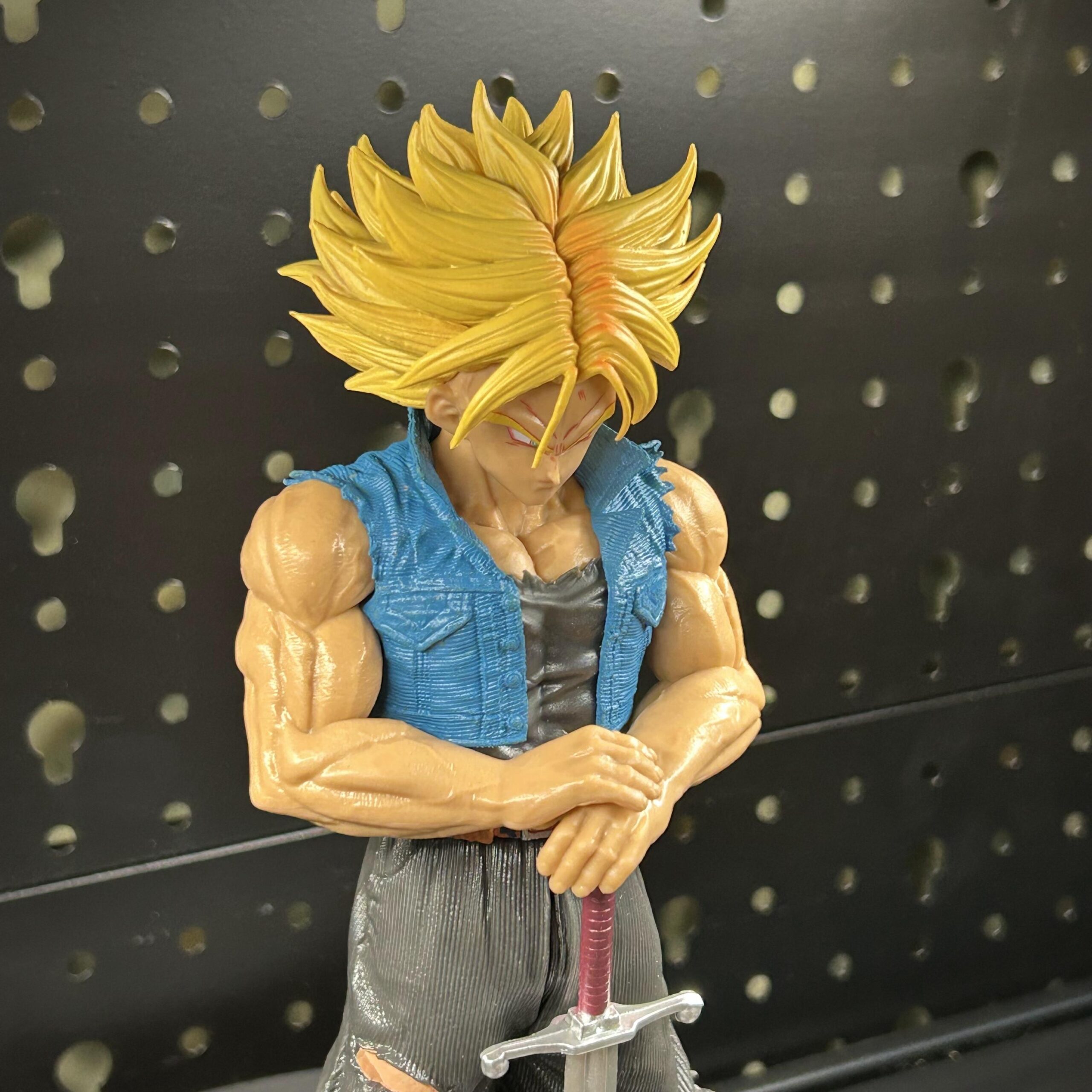 Mô Hình Trunks Chống Kiếm-7